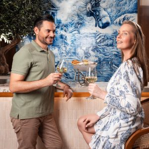 When to Visit Marina Mall Restaurants to Avoid Crowds
